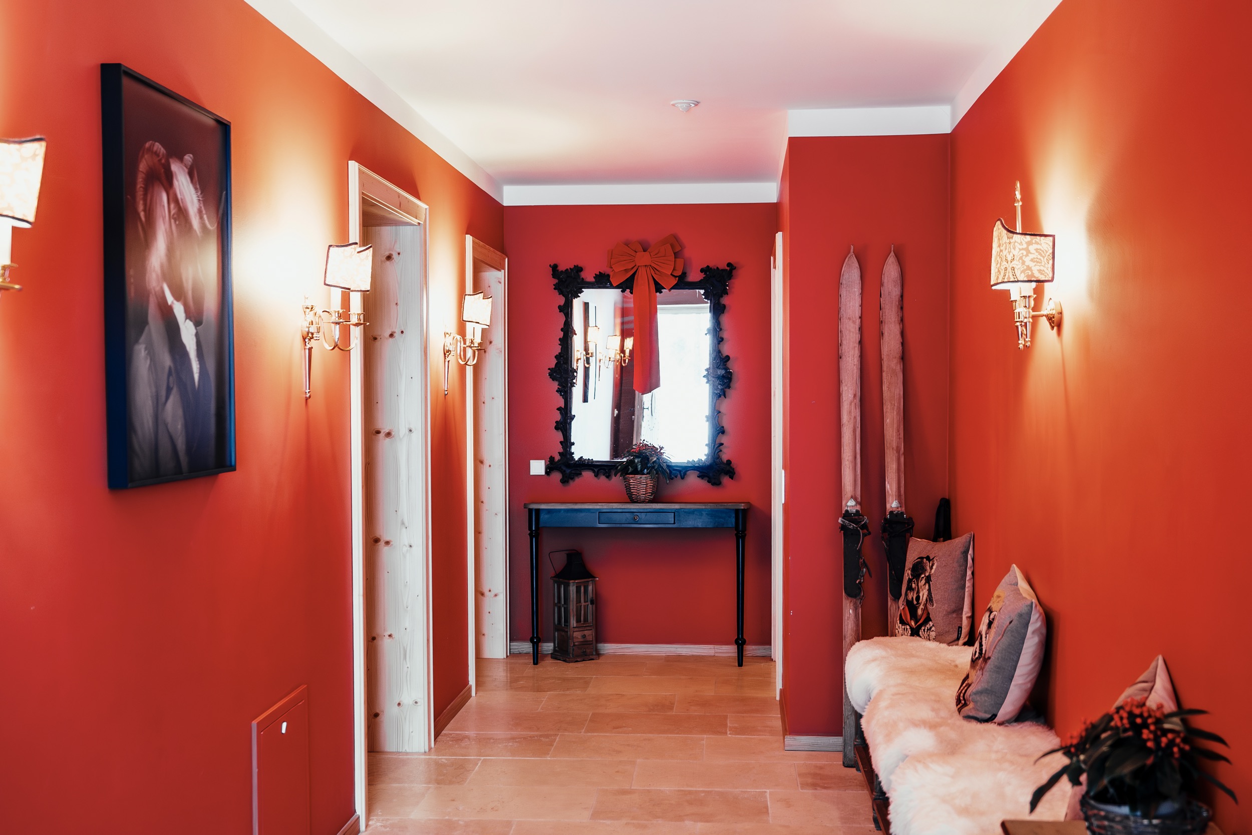 Clary Chalets Slider roter Gang 2025