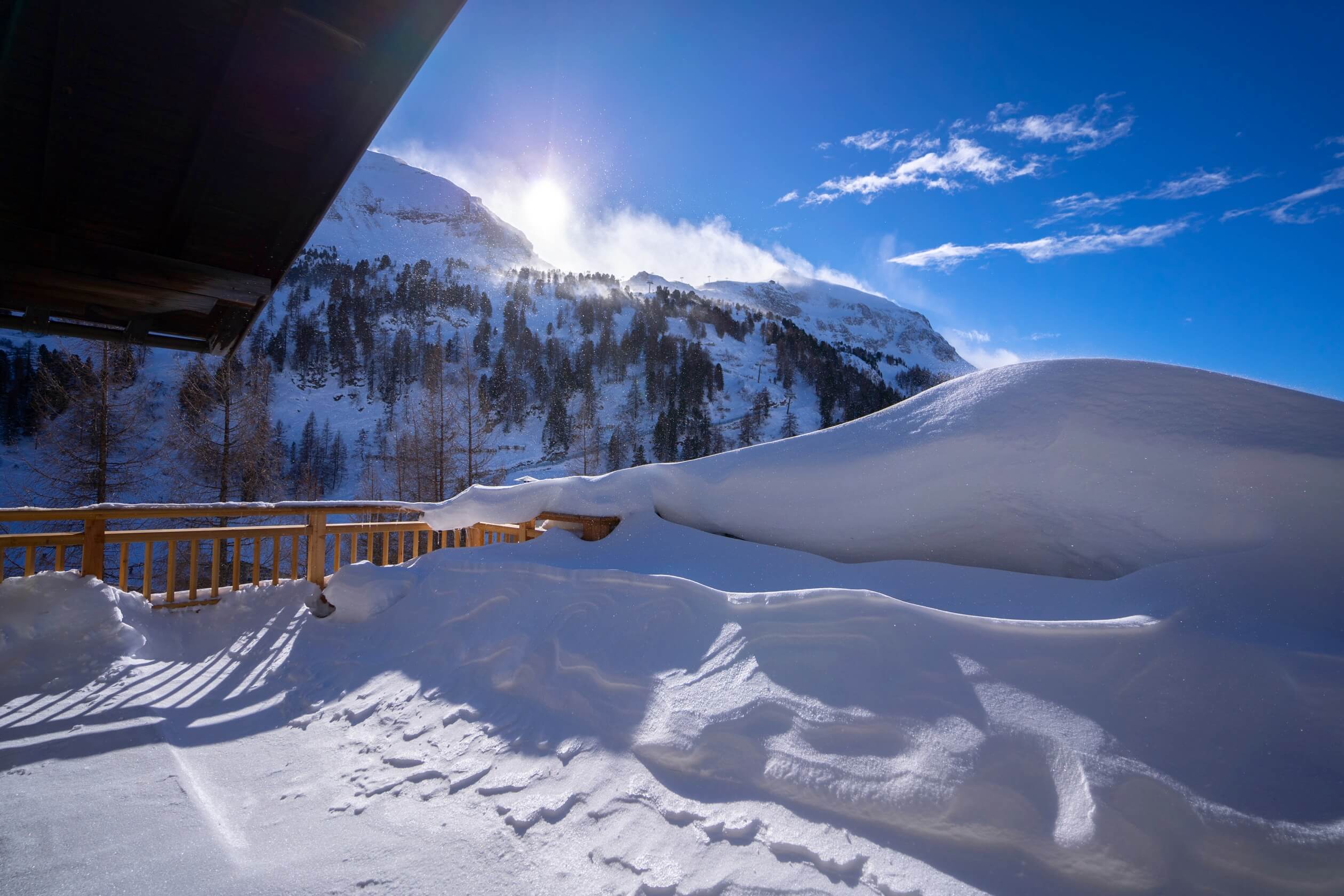 Terasse-mit-Ausblick-Altes-Haus-Obertauern-Clary